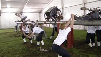 Wellington Field Gun crew