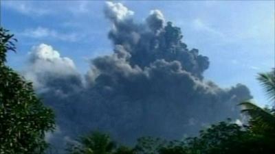 Mount Bulusan sends ash spewing into the sky