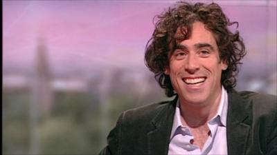 Stephen Mangan