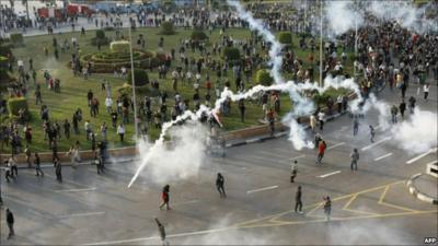 Tear gas fired at Cairo protests
