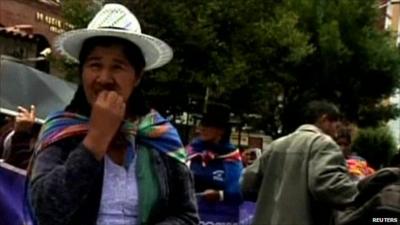 Bolivian protester chewing coca leaf