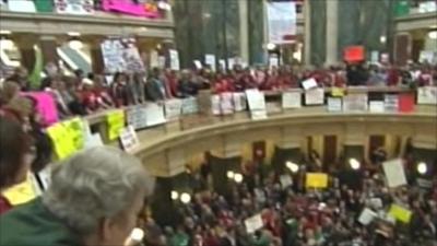 Crowds in Wisconsin state capitol
