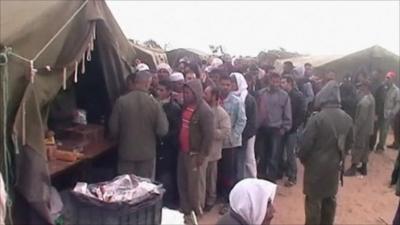 People at Libya-Tunisia border