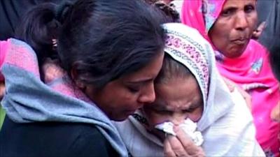 Women mourning Shahbaz Bhatti