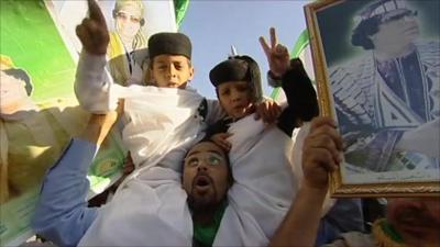Pro-Gaddafi gathering in Tripoli