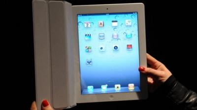 iPad2 and Nintendo 3DS go on sale