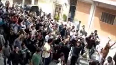 Footage purporting to show anti-government protest in Syria