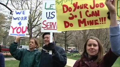 Government workers protesting in Washington DC