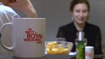 Cup with the slogan 'I'm not a Royal Wedding mug'