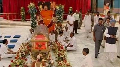 Sai Baba funeral