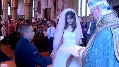 Royal wedding recreated in Somerton
