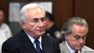 Dominique Strauss-Kahn (l) and his lawyer Benjamin Brafman (r)