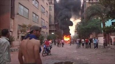 Blaze at Cairo protest