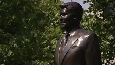 Statue of Ronald Reagan in London