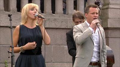 Singers performing in Norway