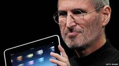 Steve Jobs with the iPad