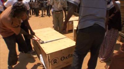 Aid from Oxfam arriving in Dadaab refugee camp