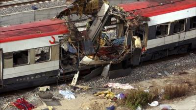 Wrecked train after Madrid bomb