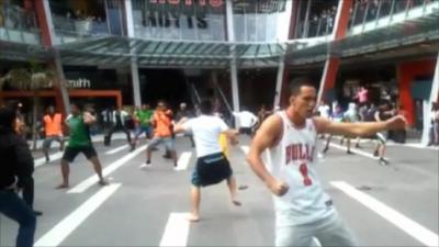 Flash mobs performing the Haka dance in New Zealand