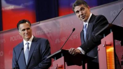 Mitt Romney (L) and Rick Perry (R)