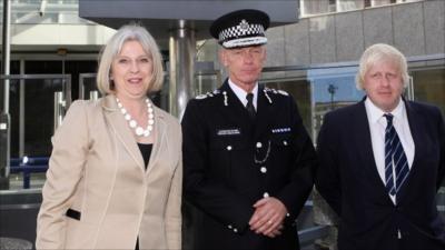 Theresa May (L), Bernard Hogan-Howe (C), Boris Johnson (R)