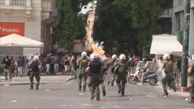 Police clash with protesters in Greece