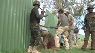 NTC forces advancing through Sirte