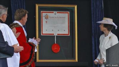 Princess Anne unveils the Royal patent