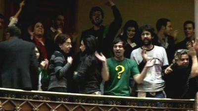 Public celebrates in Uruguay's Congress