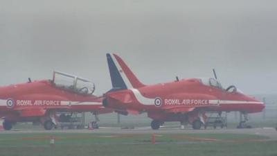 Red Arrows jets