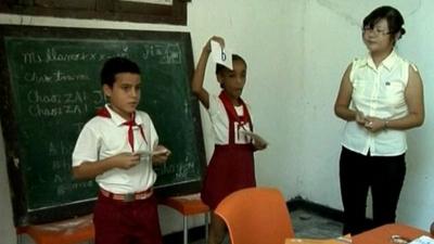 Primary school Mandarin Chinese lesson in Cuba