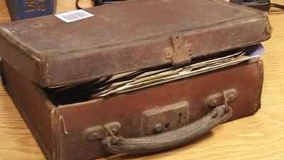 The suitcase of family memorabilia