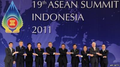 Asean leaders pose for a photo