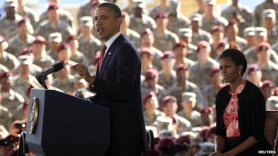 US President Barack Obama (L) and Michelle Obama (R)