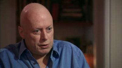 Christopher Hitchens talks to Jeremy Paxman.