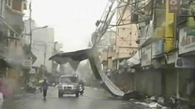 High wind destroy building