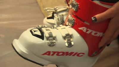 Chemmy Alcott tries on her ski boot