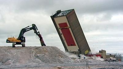 Campbell's Soup tower collapsing