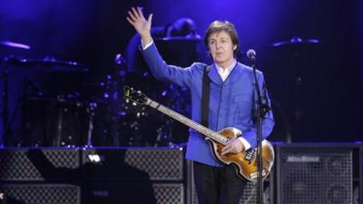 Paul McCartney performs in Paris. Copyright AFP/Getty Images