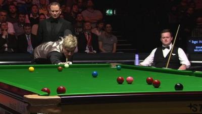 Neil Robertson in action