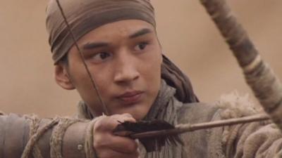 A still of a man shooting an arrow in the film Myn Bala