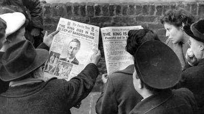 Londoners read of King George VI 's death