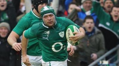 Hooker Rory Best scores for Ireland against Wales