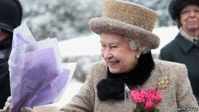 Queen handed flowers