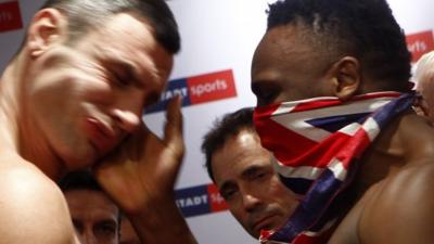 Dereck Chisora slaps Vitali Klitschko ahead of title fight