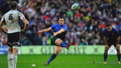 Lionel Beauxis drops a goal at Murrayfield