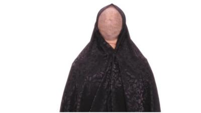 A picture of a faceless model from Forouhar's "Blind Spot" series.