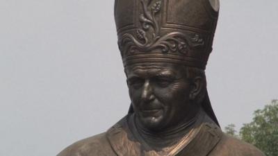 Statue of Pope in Mexico