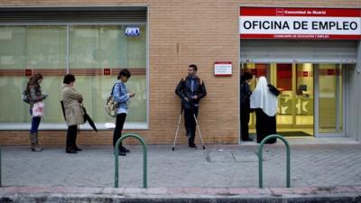 Queue outside the unemployment office in Spain