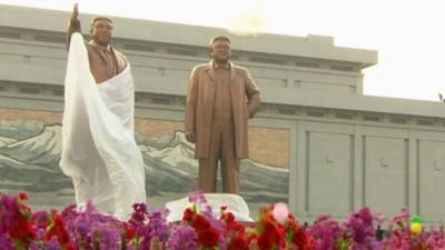 Giant statues of Kim Jong-il and Kim Il-sung were unveiled despite the rocket failure